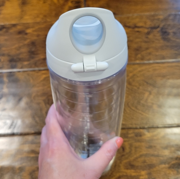 NWT Tervis Water Bottle Indiana Hoosiers 20 oz - Picture 5 of 9